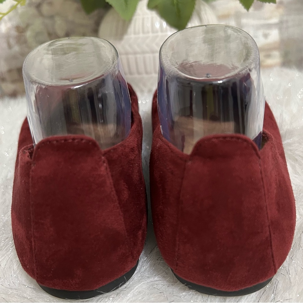 White Mountain Women’s Burgundy Suede Penny Loafers - Picture 5 of 7